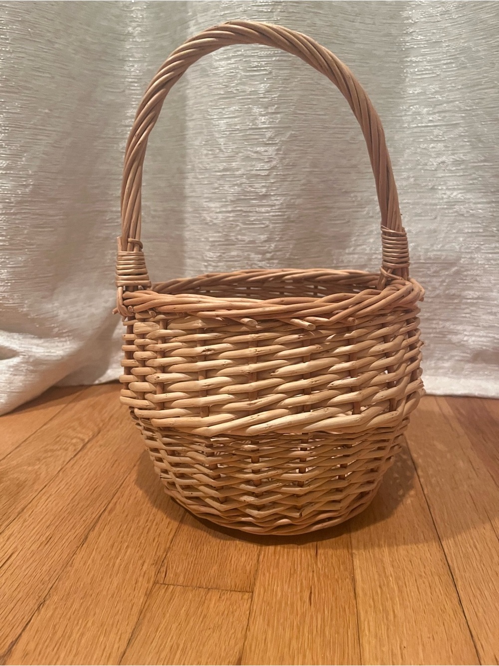 Vintage Wicker Market Basket Round Handwoven Rattan Boho Farmhouse Decor Handle!